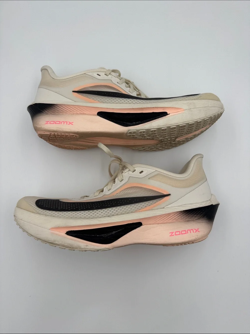 Nike Men’s Cream and Pink Athletic Running Shoes with Black Swoosh